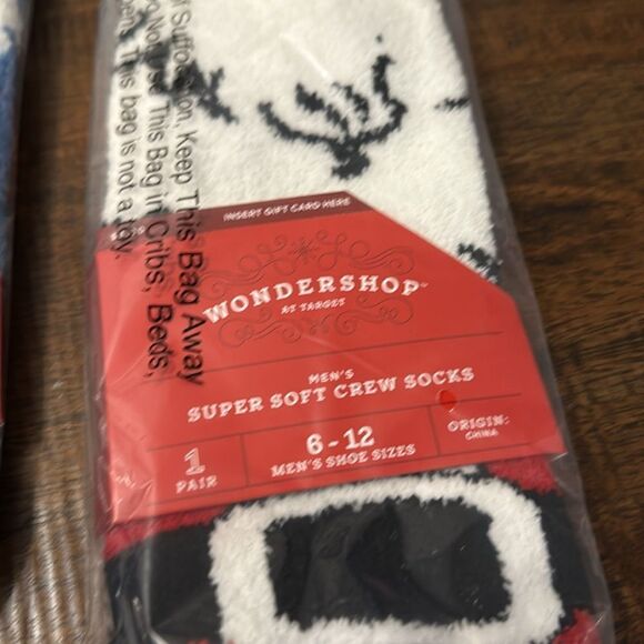 wondershop-3 pack of fluffy Christmas socks-mens 6-12 - Picture 3 of 6